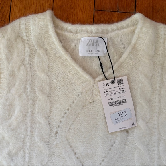 Zara Women's Cream Cable Knit Sweater Vest and knit dress - Picture 6 of 8